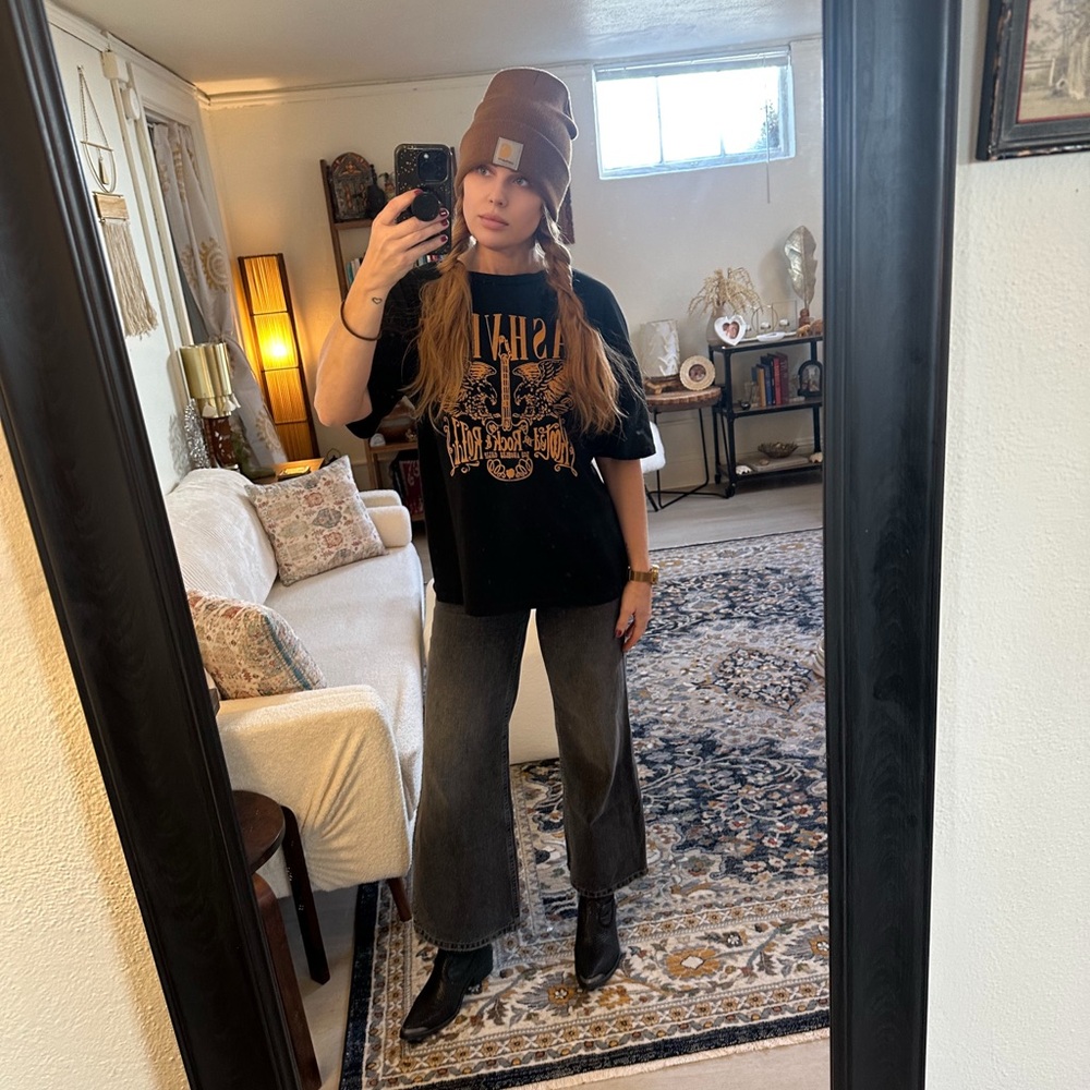 Black Graphic T-Shirt “Nashville”